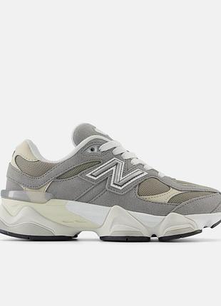 Жіночі кросівки нью баланс оригінал new balance 9060 grey brown gc9060ba