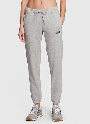 Штани new balance w nb classic sweat pant wp23811 m