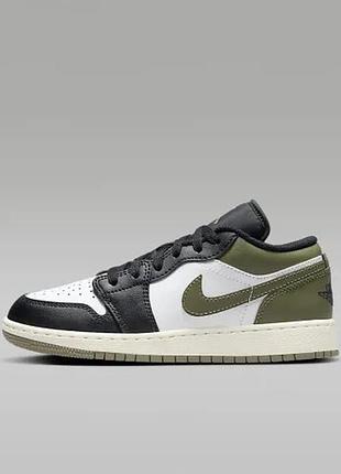 Кроссовки nike air jordan 1 low 553560-092
