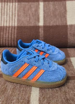 Детские кроссовки adidas gazelle