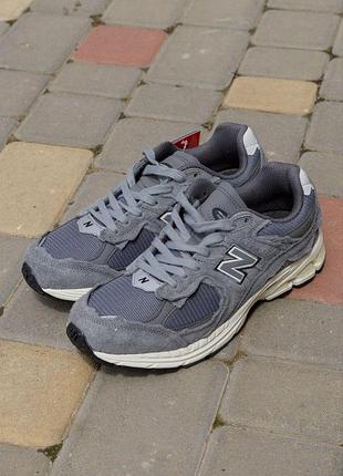 New balance 2002r • grey • 42