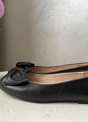 Шкіряні балетки