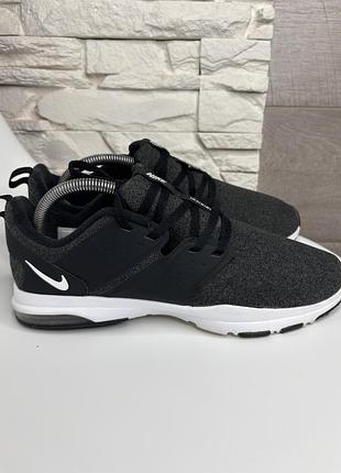 Жіночі оригінальні легкі кросівки nike air bella 40р