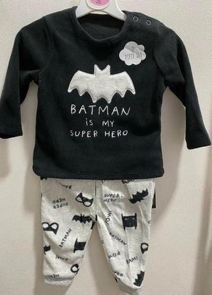 Классный флисовый костюмчик george