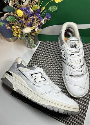 Оригінальні кросівки new balance 550