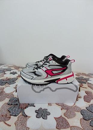 Кросовки фірми diesel ( оригінал) 40