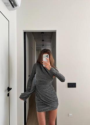 Черное маленькое женское платье люрекс