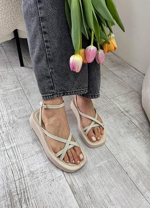 Кожаные женские бежевые босоножки🌷