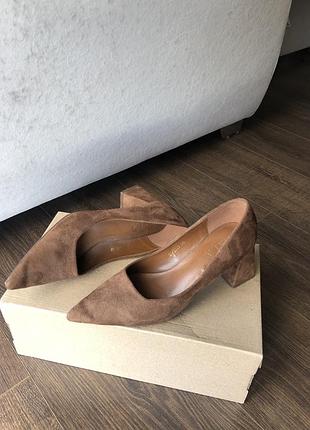 Босоніжки 👡
