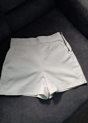 Белые шорты zara