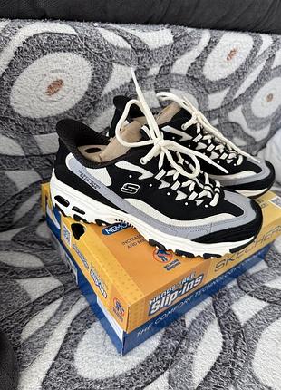 Оригінальні кросівки skechers в розмірі 37,5.