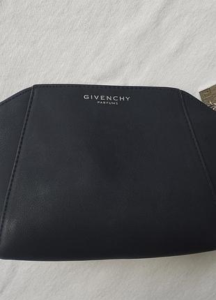 Косметичка givenchy 2