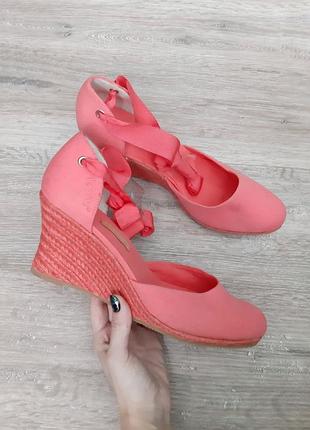Босоніжки flip flop на танкетці яскраві