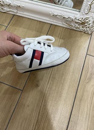 Пінетки кросівки для малюків tommy hilfiger