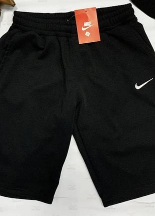 Шорти nike чорні