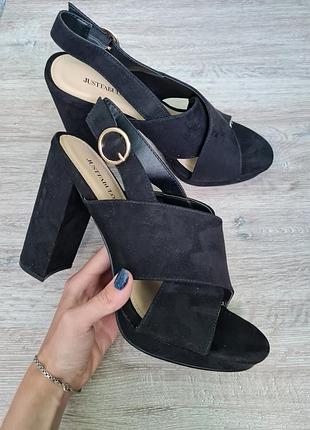 Justfab босоніжки широкий каблук взуття літо