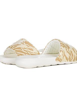 Шлепанцы nike victori one slide print cn9676-105