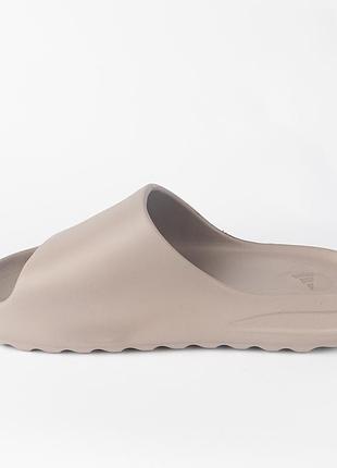 Шльопанці сірі з рожевим відтінком adidas для хлопця / дівчини на літо