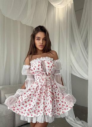 Женское платье с шифоновыми рукавами