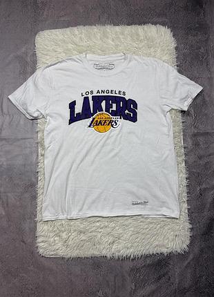 Білі базова чоловіча котонова футболка la lakers