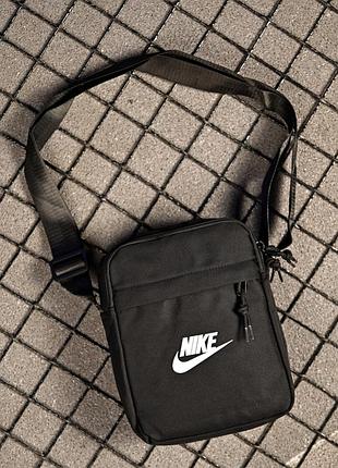 Сумка через плечо nike черный цвет