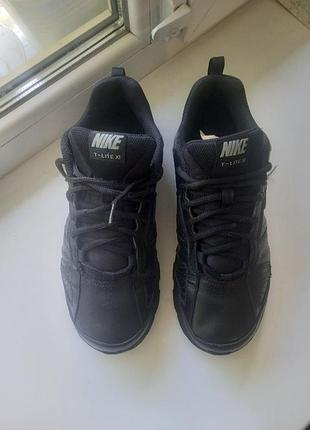 Nike t-lite xi black 616544-007
