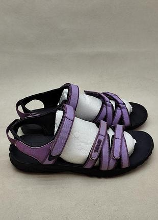 Сандалі босоніжки teva 33р