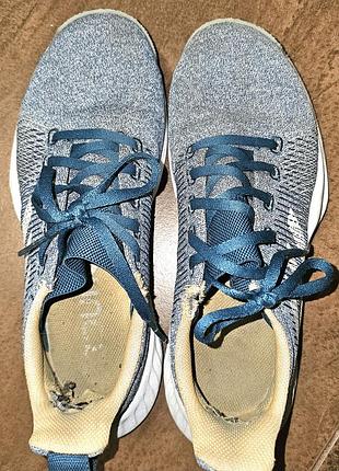 Кроссовки adidas р.37-23,5см потолка