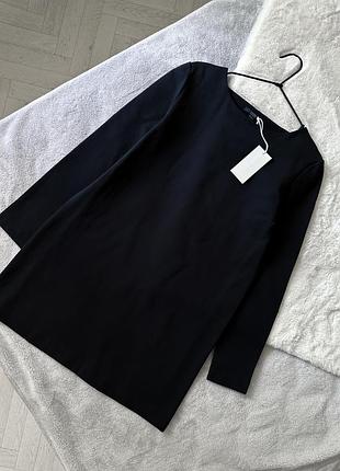 Чорна коротка сукня cos