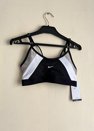 Новий топік спортивний nike bra swift aeroswift