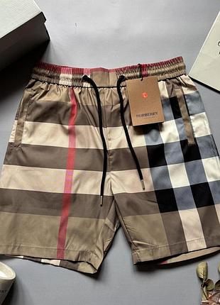 Burberry шорти коричневі