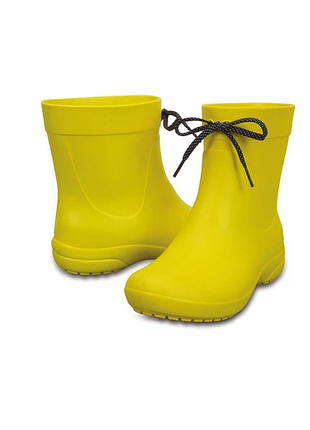 Crocs резиновые сапоги дождевики полусапожки freesail shorty rain boots yellow