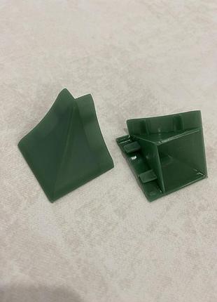 Угол внешний плинтус для столешницы 208 зеленый el-mech-plast
