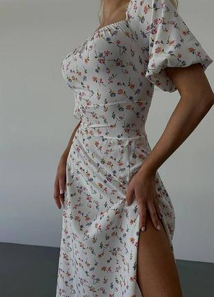 Корсетное женское платье с завязками на спине