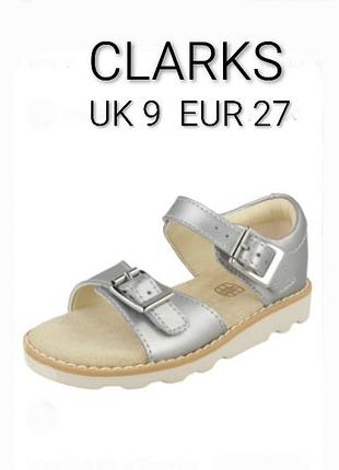 Шкіряні босоніжки clarks made in cambodia верх натуральна шкіра.  uk 9   eur  27