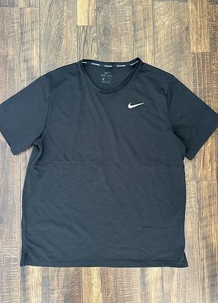 Футболка nike dri-fit