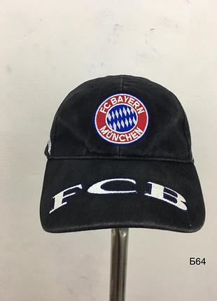 Кепка бейсболка чоловіча/жіноча з принтом fc bayern münchen