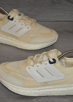 Продам кроссовки фирма adidas ultraboost.