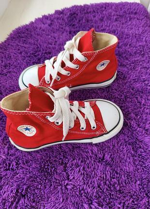 Кеди червоні  високі  converse дитячі розмір 25 (15.5 см.)