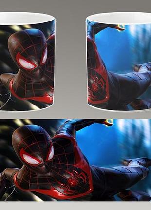 Чашка белая керамическая "человек-паук: через вселенные" spider-man abc
