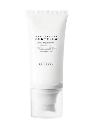 Skin1004 madagascar centella tone brightening tone-up sunscreen 50ml - освещающий солнцезащитный крем spf50+ pa++++