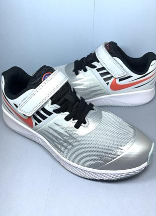 Кросівки nike