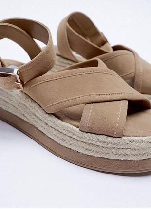 Босоніжки zara, замша, розм.39, устілка 26 см