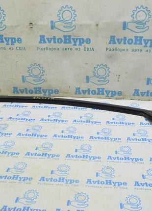 Молдинг дверей верхній перед прав ford escape mk3 13- з ущільнювачем скла