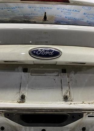 Молдинг двери багажника верх ford escape mk3 13-16 дорест без камеры белый (06)