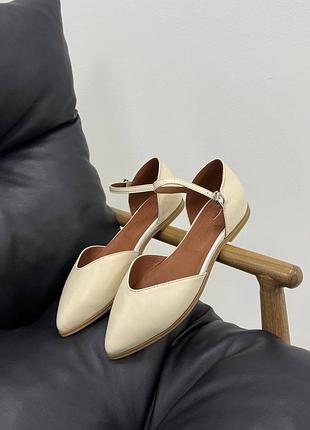 Открытые туфли цвет: бежевый 37