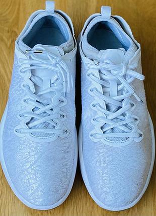 Кросівки jordan 23.