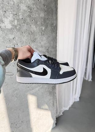 Кросівки air jordan 1 low iron grey / white 38