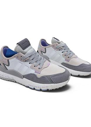 Женские кроссовки adidas nite jogger серые с фиолетовым