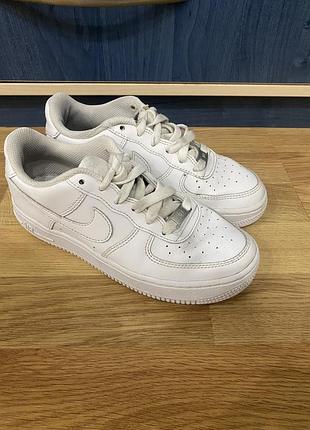 Кросівки білі класичні оригінал nike af1